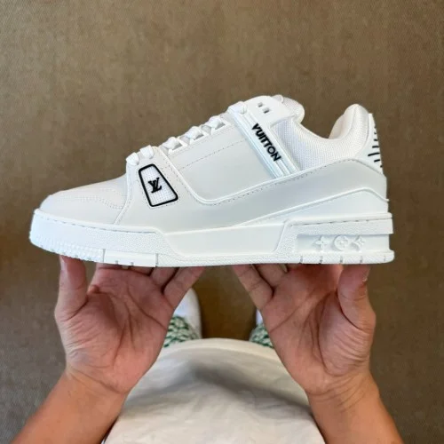 LV Nigo Collaboration Portrait White LOUIS VUITTON Trainer