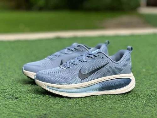 Nike Vomero 18 Running Shoes White Blue HM6803-402