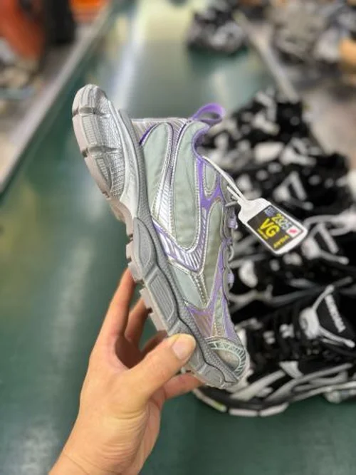 VG Balenciaga 3XL 3+ Series Sneakers 10th Generation Elastic Band