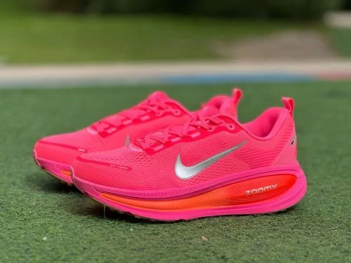 Nike Vomero 18 Running Shoes Pink Red HM6804-602