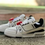 LOUIS VUITTON Trainer LV White Black