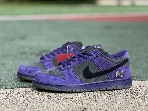 S2 Pure Original Dunk Supreme Europe Exclusive Purple Grey HQ8487-500