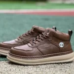 Timberland Mid Top Boots Brown