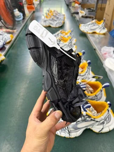 VG Balenciaga 3XL Lace Mules