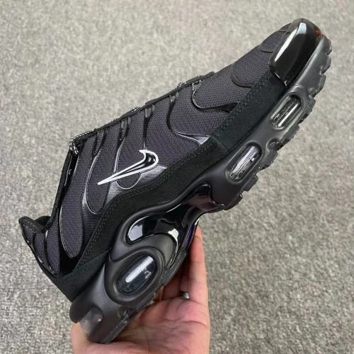 PB-MAX Nike Air Max Plus Running Shoes Black Silver Gradient DZ4509-001