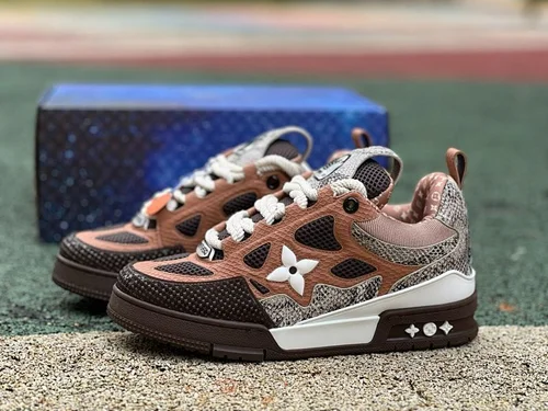 LV Clover Trainer 2026 New Starry Sky Gift Box Chip Version