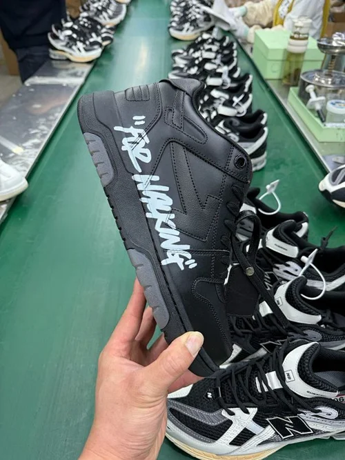 OFF-WHITE Out Of Office Low Top Pure Black