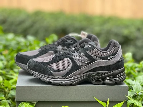 C Pure Original NB2002 Black Grey U2002RBL