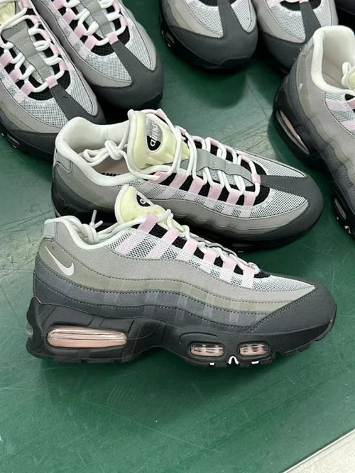 GX Version Max 95 Grey Pink HJ5996-001