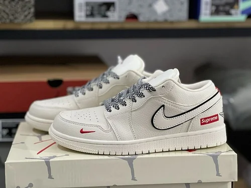 AJ1 Low Supreme Collaboration White Black Red QB1988-001