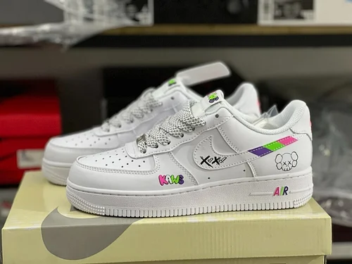 Air Force 1 KAWS Collaboration White XS1958-620
