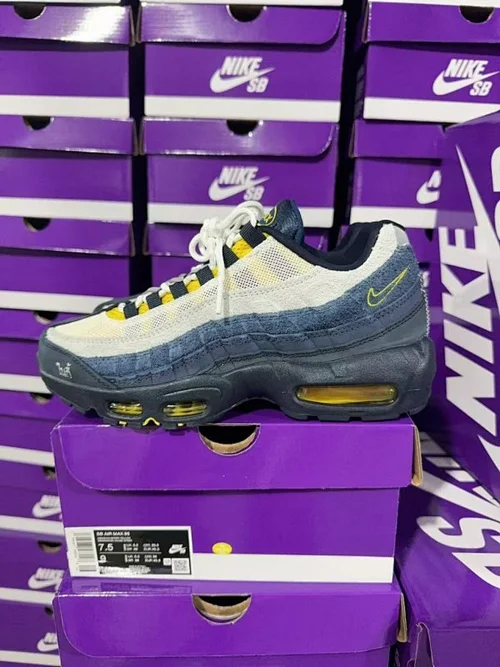 GX Version Max 95 x Corteiz White Yellow Blue HQ8492-400