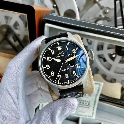 IWC Watch IWC men 46mm m5