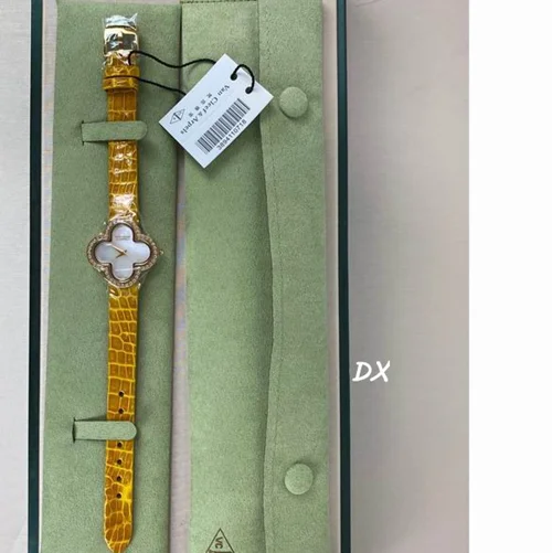 Van Cleef & Arpels Watch Van Cleef Arpels 30mm 2nms