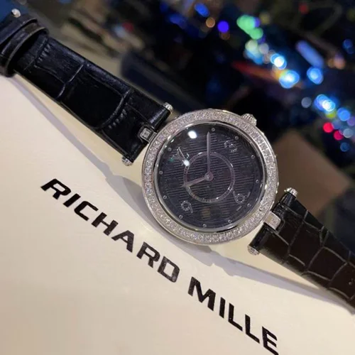 LV Watch LV women 39mm