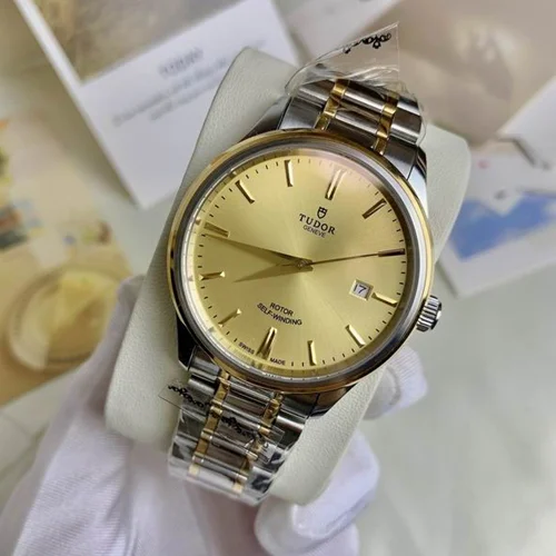 Tudor Watch 41X38X28mm