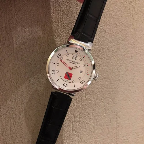 LV Watch LV 42mm