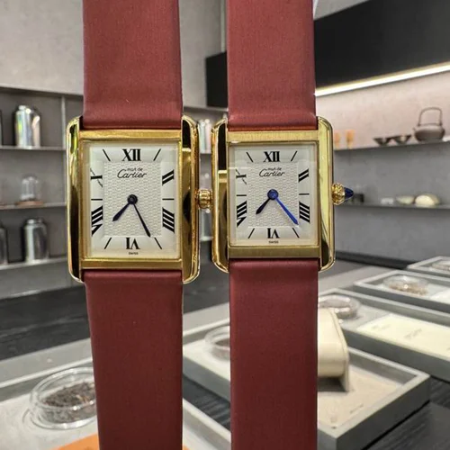 Cartier Watch Cartier 30.44X33.78X7.08mm