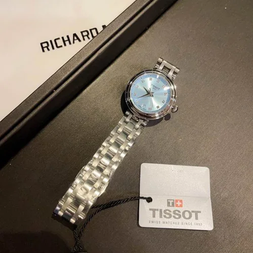 Van Cleef & Arpels Watch Van Cleef Arpels women 33mm