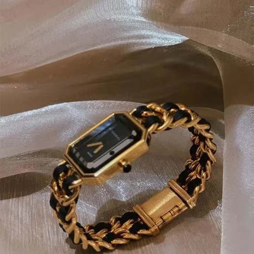 Chanel Watch Chanel 21X26mm