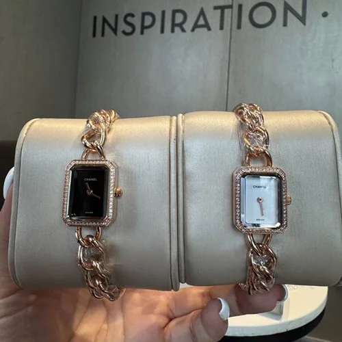 Chanel Watch Chanel 26X20mm