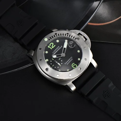 Panerai Watch Panerai 44X15mm