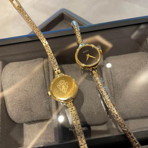 Gucci Watch Gucci 22.5X7mm