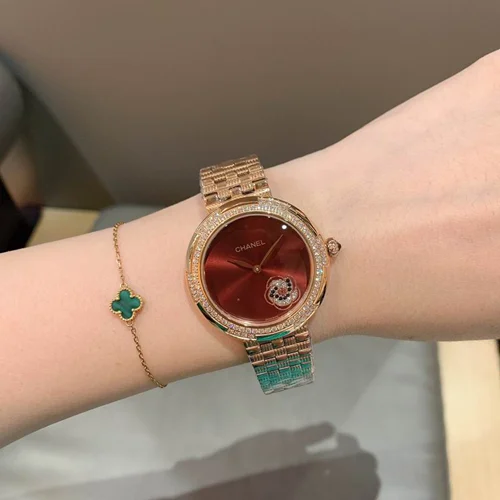 Chanel Watch Chanel 37.5X10cm