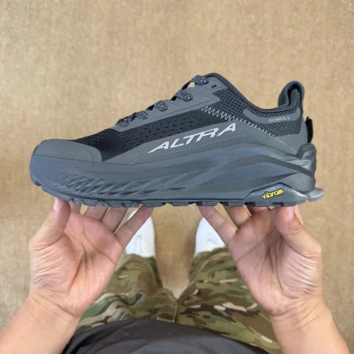 Altra Olympus 6 Trail Running Shoes Black ALOA85NJ001-085