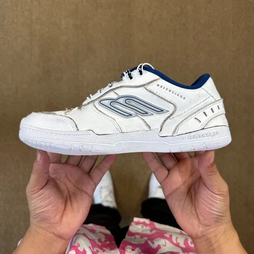 VG Balenciaga 18th Generation White "Hamptons Worn-Out" Sneakers