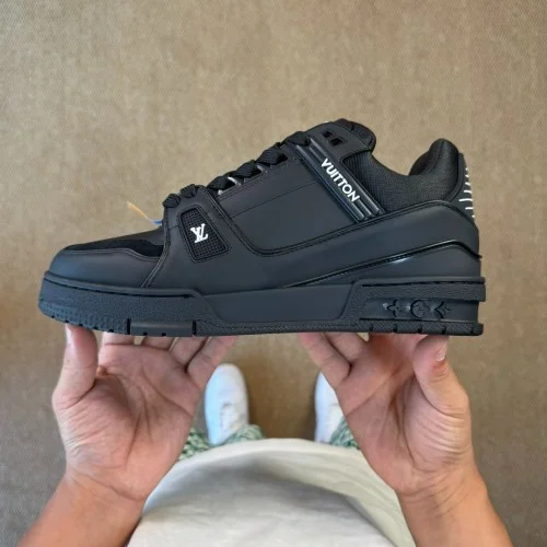 LV Nigo Collaboration Portrait Black LOUIS VUITTON Trainer