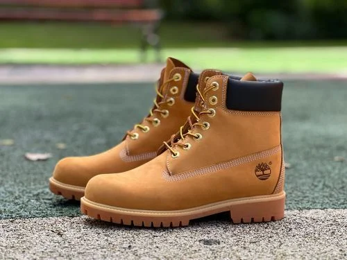Timberland Classic Yellow High Top Boots (Women's 6-Hole 10361