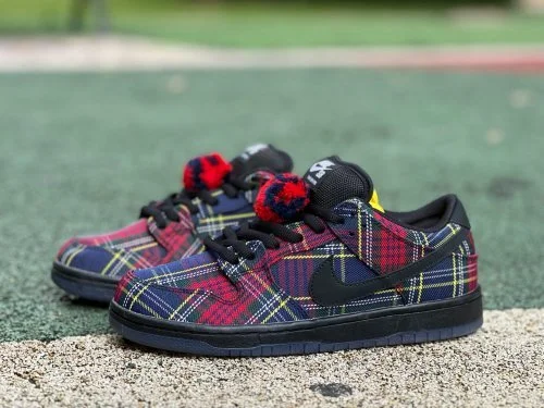 S2 Pure Original Dunk "Nardwuar" II1493-600