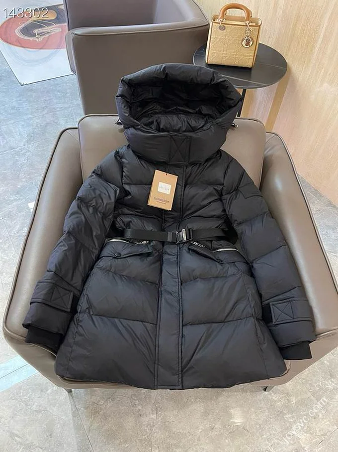 Burberry Down Jacket Luxury Men's Puffer Sizes S-XL