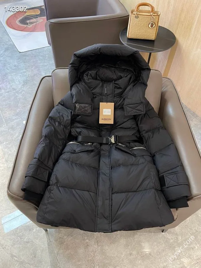 Burberry Down Jacket Luxury Men's Puffer Sizes S-XL